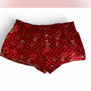 Chic Red Floral Women's Pajama Shorts